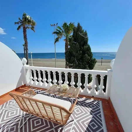 Caleta Beach House Beatriz Sinese Design Holiday home *